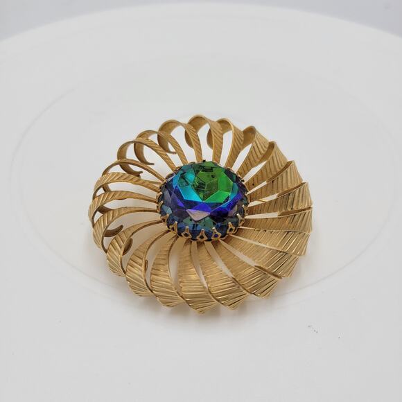 Vintage Rhinestone Pinwheel Brooch 2" Blue Green Gold Tone Crown Setting Pin - Picture 12 of 12